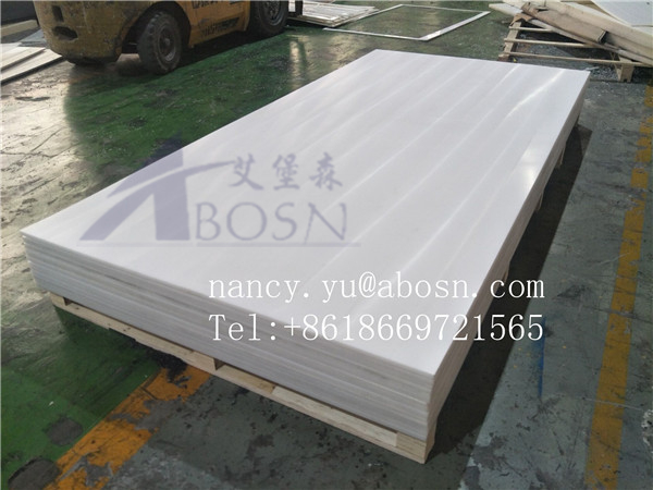 3050 x 1220 mm rotes UHMWPE-Blatt für UHMWPE-Liner