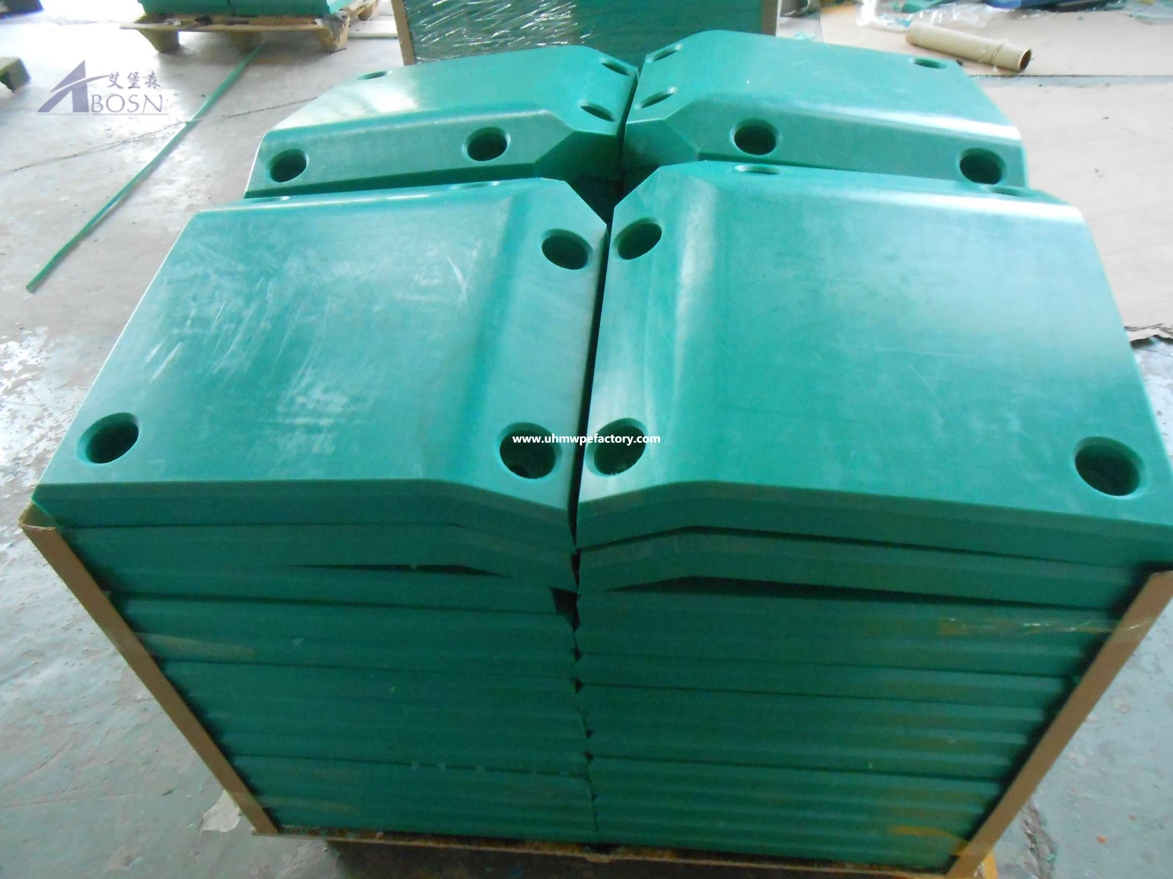 Hochwertige verschleißfeste UHMWPE-Platte Marine Fender Pad China Factory direkt